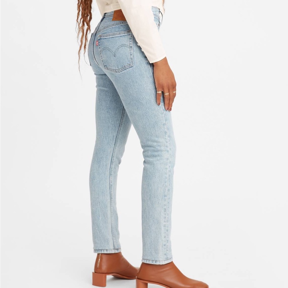 Levis 501 Skinny Women’s Jeans (Levis Premium) size 30w x 28l